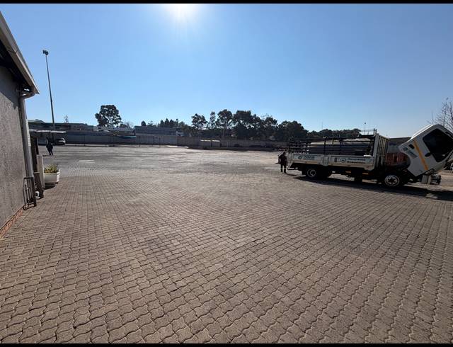 850M² INDUSTRIAL YARD FOR SALE IN ALBERTON NORTH